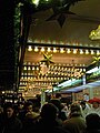 Reibekuchenstand auf dem Essener Weihnachtsmarkt (von Rainer Halama) - Bild 3 in der Kategorie Sonstige Weihnachtsbilder