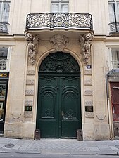 Door of the Hôtel de Chenizot [fr], Paris, by Pierre Vigné de Vigny [fr], 1719
