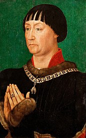 Nach Rogier van der Weyden: Johann I von Kleve (1419–1481), um 1460. Der rote Stehkragen des Wamses sieht aus dem pelzverbrämten Mantel hervor.