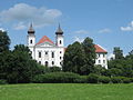 Ehemaliges Augustinerchorherrenstift, jetzt Kloster der Missions-Dominikanerinnen