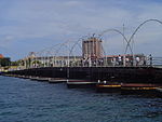 De Koningin Emmabrug (pontjesbrug), Willemstad