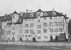 Alte Kanzlei, rechts: Alter Wasserturm, 1860.