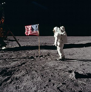 Buzz Aldrin Ay yüzeyinde