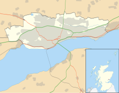 Mapa konturowa Dundee, blisko centrum u góry znajduje się punkt z opisem „Tannadice Park”