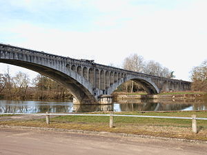 Aquäduktbrücke über die Yonne