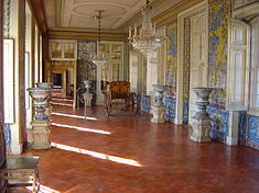 The "Sala de Mangas" decorated with tile panels illustrating the wealth of Portugal's colonies.[26]