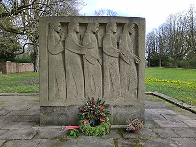 Fünf Witwen (Kriegsopferdenkmal) Anton Woger