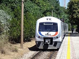 A westbound train entering the station in August 2013.