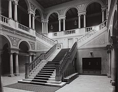 Trappenhuis kort na de opening in 1919