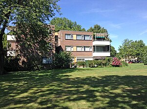 Laagbouw appartementencomplex in Tolhuis