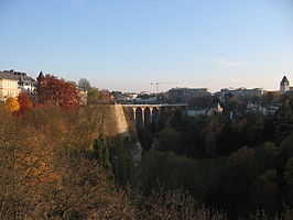 De Passerelle over de vallei van de Pétrusse