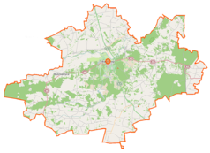 Mapa konturowa powiatu białobrzeskiego, blisko prawej krawiędzi znajduje się punkt z opisem „Sielce”