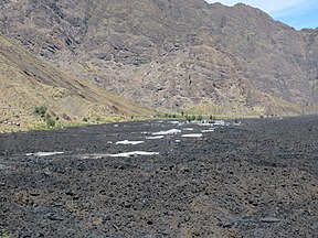 Ort Bangaeira, seit 2014 unter der Lava