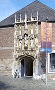 part of: Aachen Cathedral Treasury 