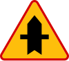 A-6a "intersection with side roads on both sides of the road" Drivers on the side roads have to yield [3]