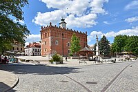 Rynek z ratuszem