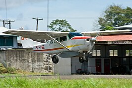 Gum Air Cessna 206 PZ-TBE