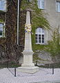 Nachbildung der kursächsischen Distanzsäule in Roßwein von 1731