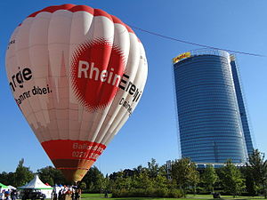 Ballon en de Post Tower