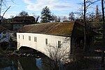 Blick auf die Holzbrücke