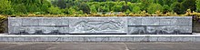 Weber schuf das grosse Brunnen-Relief Entspannung auf dem Friedhof am Hörnli. Entspannung weil nach dem Leben, der Tod als die grosse Entspannung an zu sehen ist. Ein Altes wird abgelegt, ein Neues steht bevor. Dazwischen liegt die Entspannung.