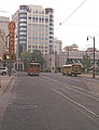 Umgebauter Straßenbahnwagen aus Rio de Janeiro und Gleiswechsel in der South Main Street