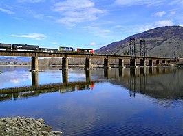 Spoorwegbrug over de North Thompson bij Kamloops