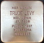 Stolperstein für Trude Levy (Neusser Straße 38)