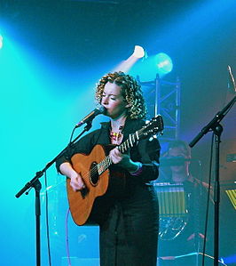 Kate Rusby tijdens een concert in 2005