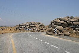 Een wegblokkade in de door Israël bezette Golanhoogten.