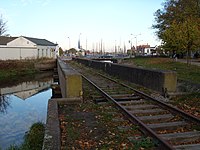 Alte Eisenbahnbrücke und Steinbecker Brücke vor dem Museumshafen