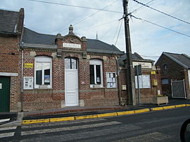 The town hall in Languevoisin-Quiquery