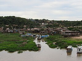 Uitzicht op de wijk Curintanfã in Monte Alegre