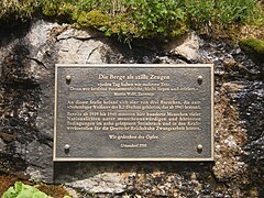 Gedenktafel für ein Außenlager des KZ Dachau