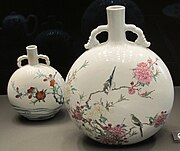 Moon flasks in famille rose, Jingdezhen, Yongzheng reign (1723–35)