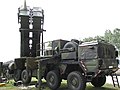 15 t gl KAT I A1 mit Waffensystem Patriot, gut zu erkennen ist das aufgrund der Überbreite abgeänderte Fahrerhaus