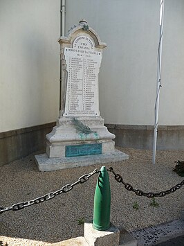 Oorlogsmonument met slachtoffers uit de Eerste Wereldoorlog in Le Temple-de-Bretagne