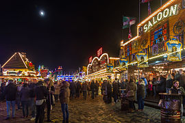 Budengasse auf dem Bremer Freimarkt bei Nacht