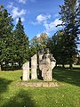 Monument ‘Rouwende moeder’ voor de slachtoffers van de Tweede Wereldoorlog