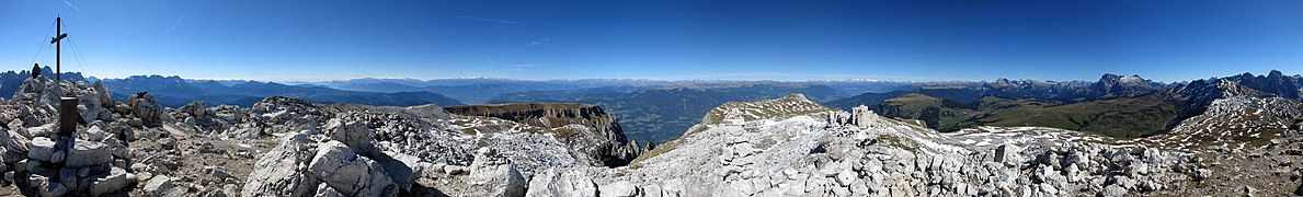 Panorama dalla vetta del monte