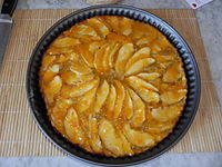 Apple cake