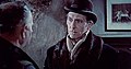 Il professor Abraham Van Helsing nel film, interpretato da Peter Cushing nella prima delle sue cinque interpretazioni del personaggio per la Hammer.