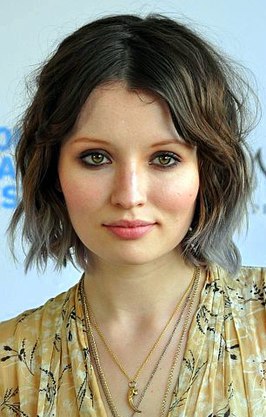 Emily Browning in 2011