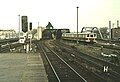 S-Bahn-Zug des Typs ET 165 und neue Fernbahnbrücke (1995)