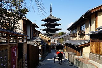 Kyoto, bin yıldan fazla bir süredir Japonya'nın imparatorluk başkentiydi.