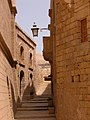 Una delle stradine della Cittadella di Rabat (Gozo).