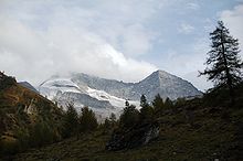 The Olperer and the Fußstein. View from Wildlahnertal near Schmirn