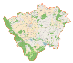 Mapa konturowa powiatu ząbkowickiego, blisko centrum po lewej na dole znajduje się punkt z opisem „Kaplice różańcowe”