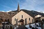 Kirche Saint-Maurice mit Beinhaus und ehemaligem Pfarrhaus