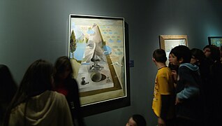 Children at Dalí exhibition in Sakıp Sabancı Museum, Istanbul